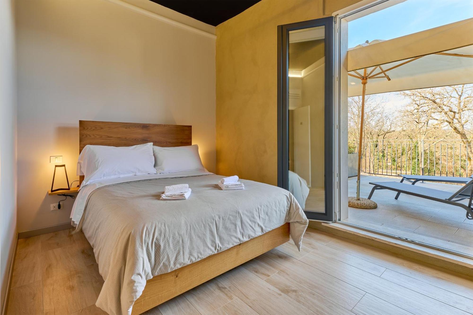 La Dama Country Rooms Monteriggioni Exterior photo
